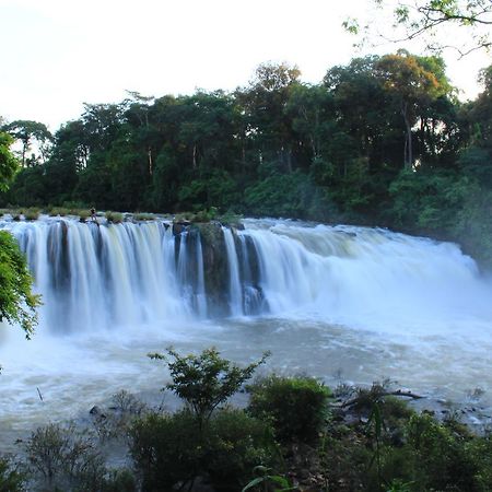Tadlo Lodge Beng Bagian luar foto