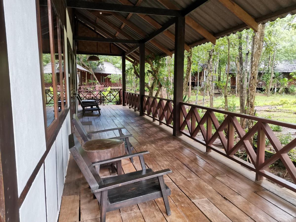 Tadlo Lodge Beng Bagian luar foto
