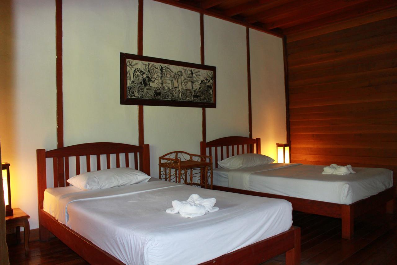 Tadlo Lodge Beng Bagian luar foto