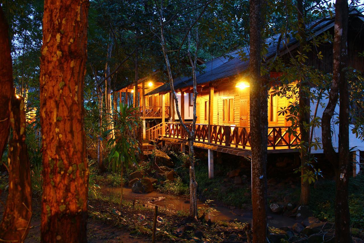 Tadlo Lodge Beng Bagian luar foto