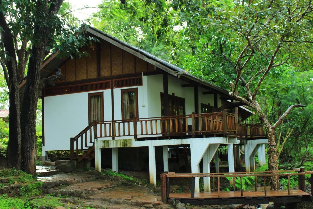 Tadlo Lodge Beng Bagian luar foto