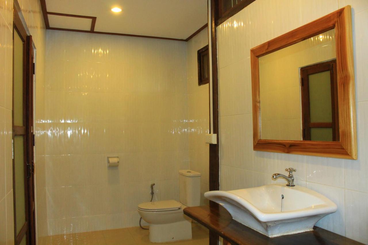 Tadlo Lodge Beng Bagian luar foto