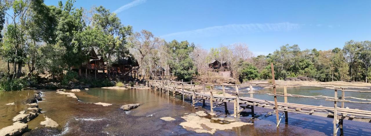 Tadlo Lodge Beng Bagian luar foto